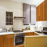 Welkeys Apartment - Val De Grace