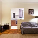 Welkeys Apartment - Val De Grace